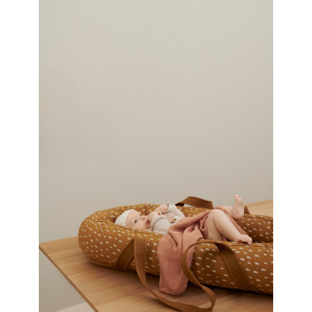 Liewood Babynest / Babytrage Gro in Grau