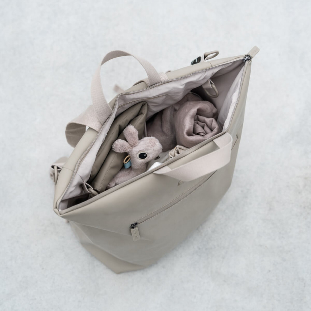 Done by Deer Wickelrucksack, Sand