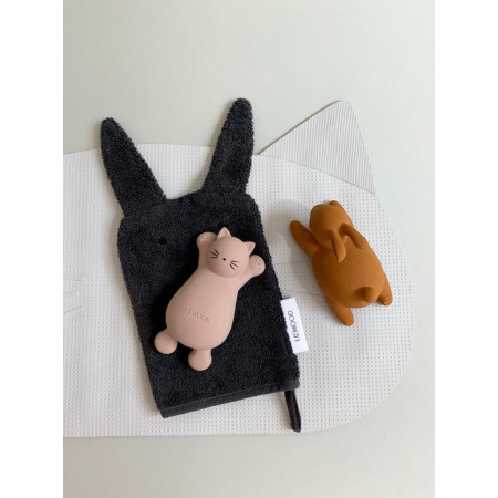 Liewood Badespielzeug Vikky Katze und Hase rosa/gelb Liewood Badespielzeug Vikky Katze und Hase rosa/gelb