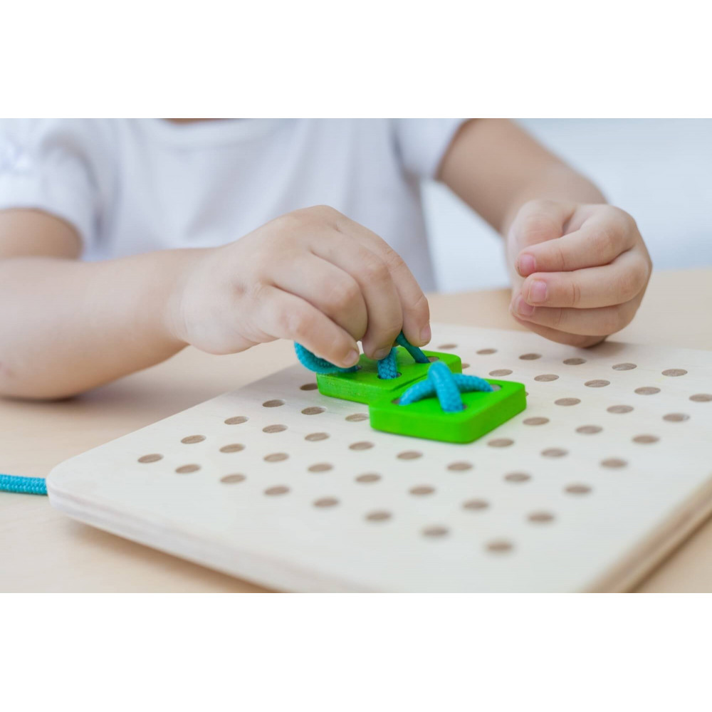 PlanToys Stickbrett quadratisch PlanToys Stickbrett quadratisch