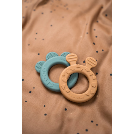 Done by Deer Kuscheltuch aus mit Beißring Croco grün Done by Deer Kuscheltuch aus mit Beißring Croco grün